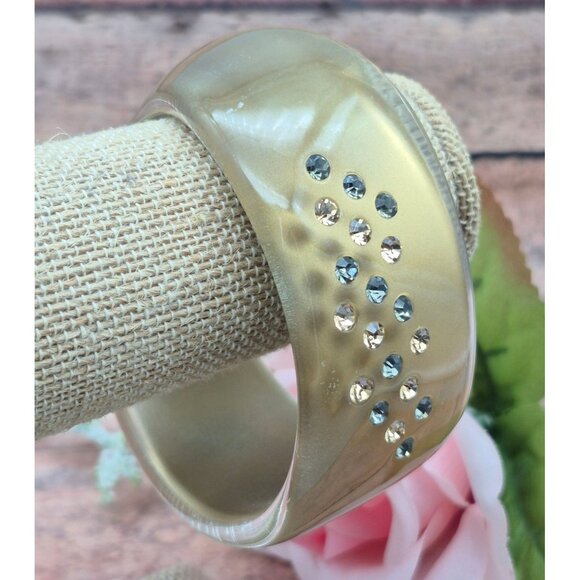 Vintage Asymmetrical Gold Brown Chunky Wide Lucite Bangle Bracelet Rhinestones - Picture 7 of 8